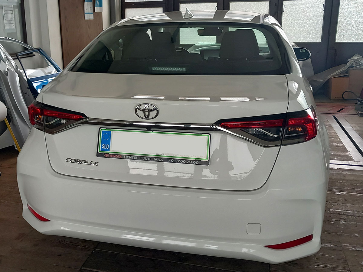 popravilo poškodbe karoserije v avtokleparski delavnici Kranj